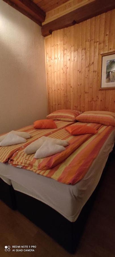 Apartman Sipak Fužine Esterno foto